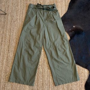 Uniqlo olive linen/cotton blend wide leg trousers